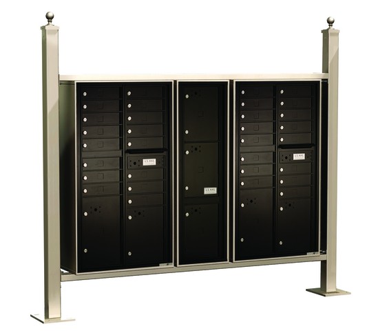 49 tenant doors and 5 parcel lockers vario EXPRESS mail station