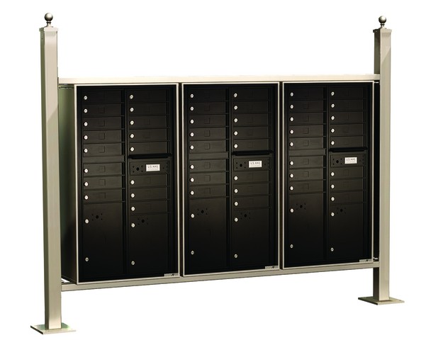 98 tenant doors and 10 parcel lockers vario EXPRESS mail station